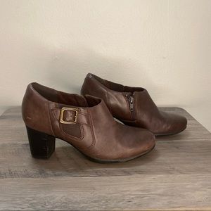 Clark’s Women Shoes Brown Size 7M 3inch Heels